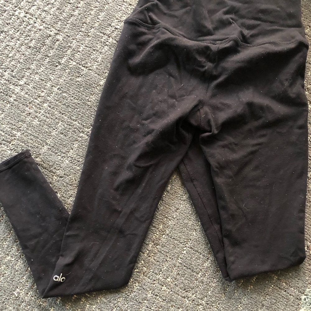 Alo Leggings